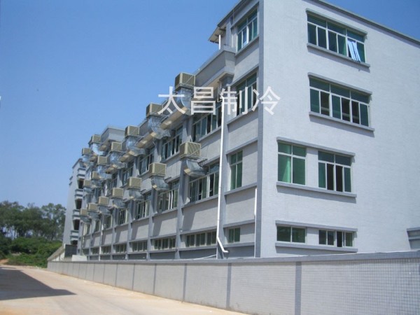 珠海某家服裝工廠車(chē)間降溫方案
